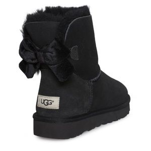 Ugg Mini Bailey Bow Velvet Ribbon boots